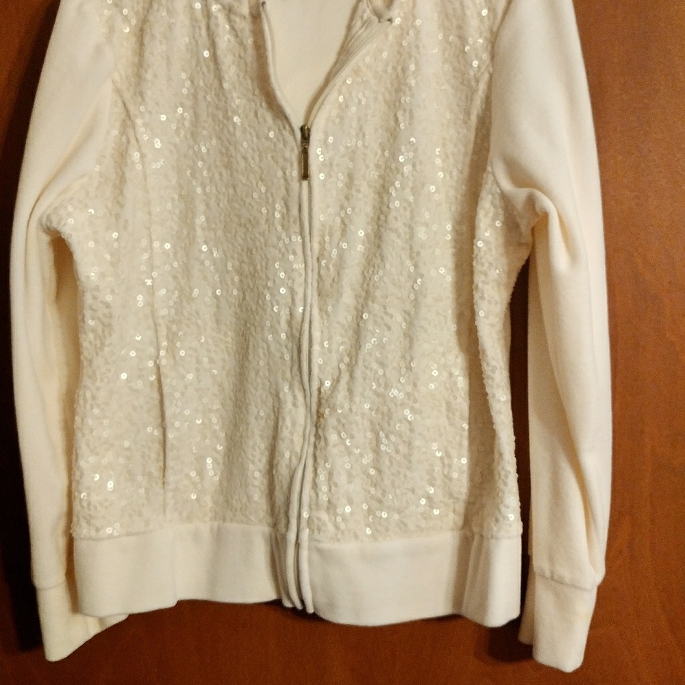 Sz.sm/medium off white fleece hooded shirt